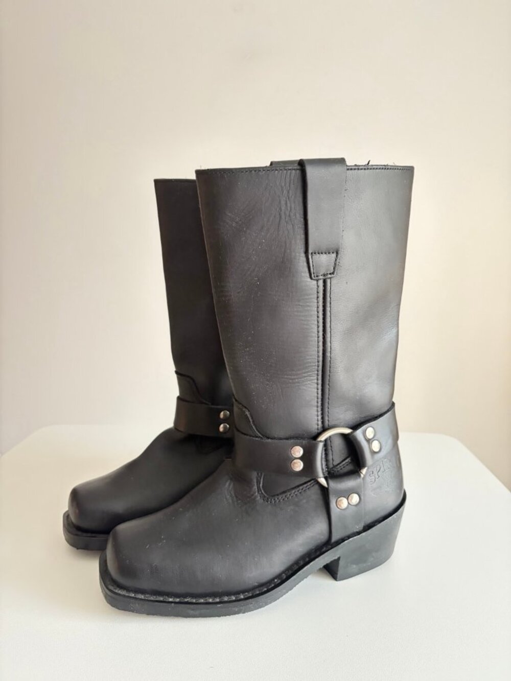 Vintage Spirit Bikercore Black Leather Harness Mid Calf Boots Silver Hardware 7